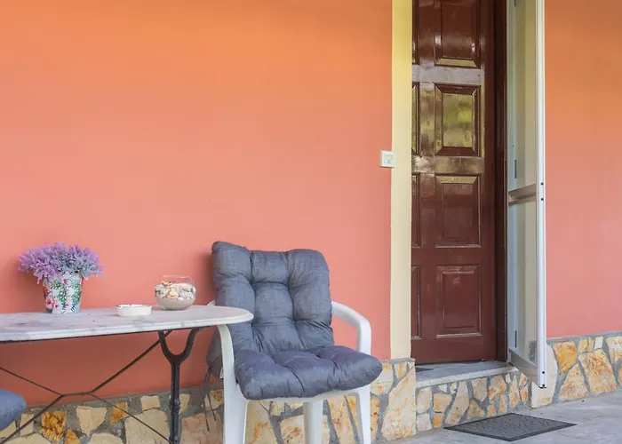 Villa Popi On The Beach Of Agios Gordios
